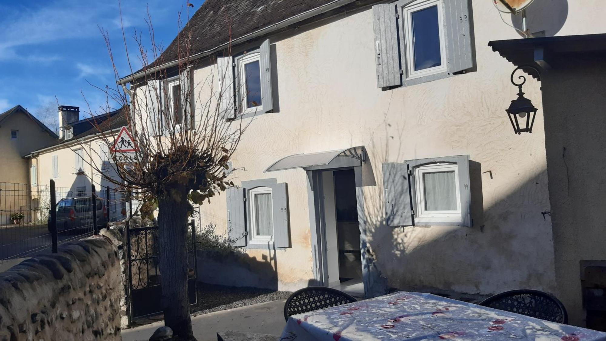 Maison De Campagne Issor Exteriör bild