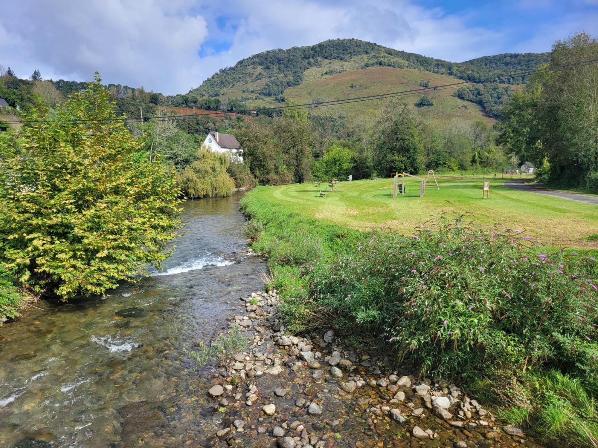 Maison De Campagne Issor Exteriör bild