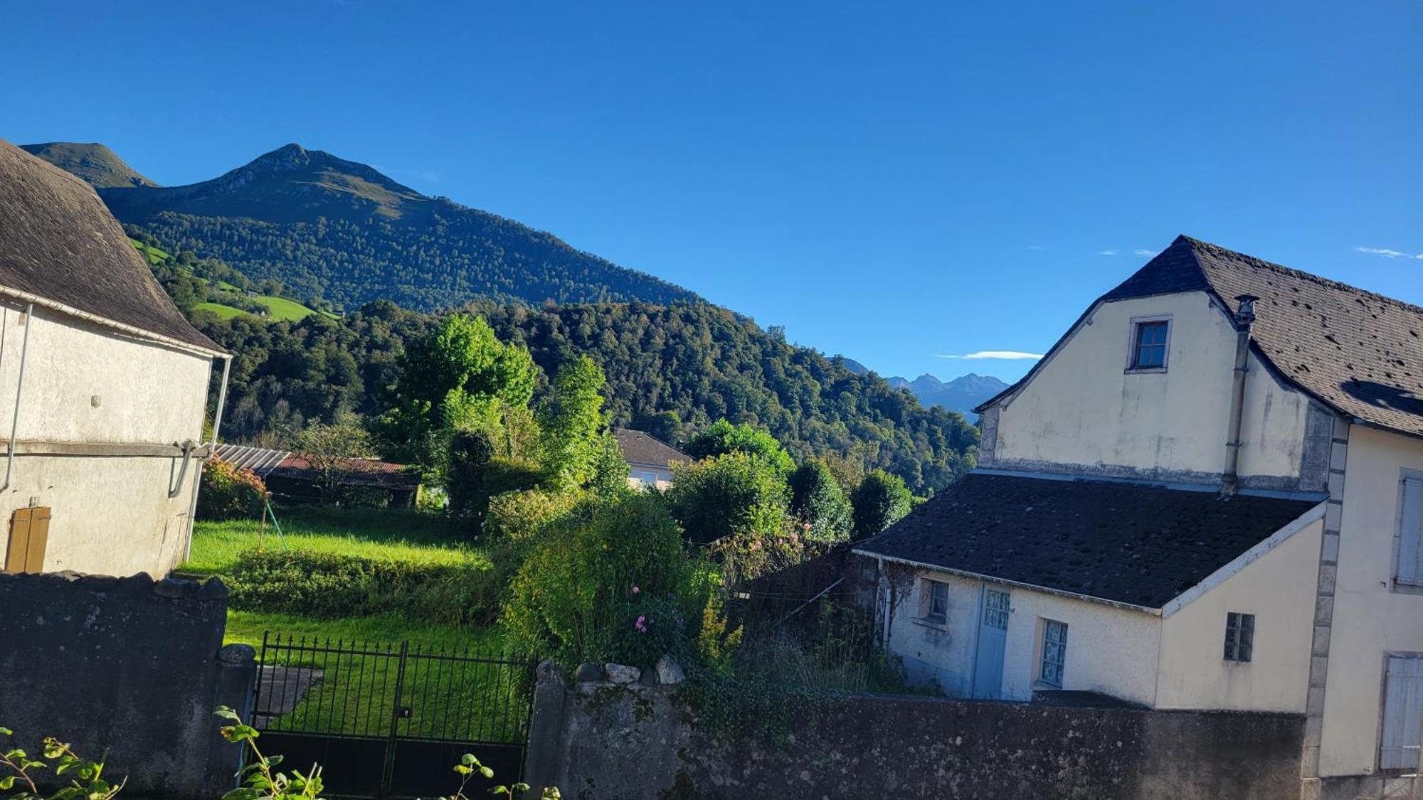 Maison De Campagne Issor Exteriör bild